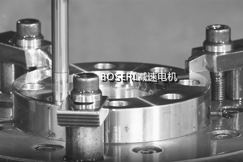 1665216936987700.png 齒輪減速機(jī)加電機(jī)